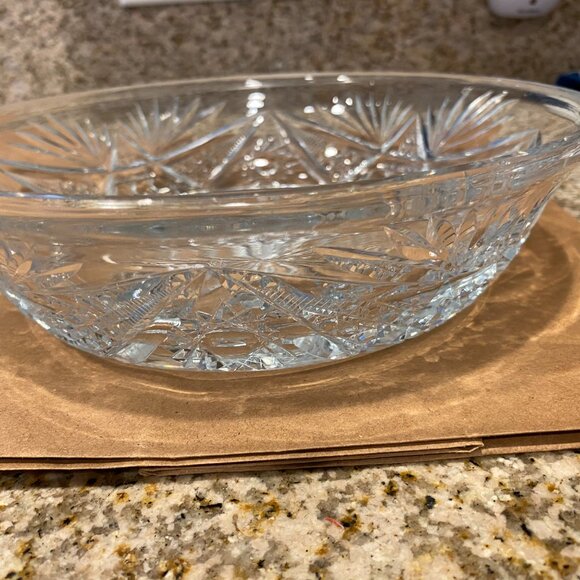 Vintage Bohemian Cut to Clear Crystal Bowl. Round. Made in Czechia in 1950s EUC - Picture 4 of 13